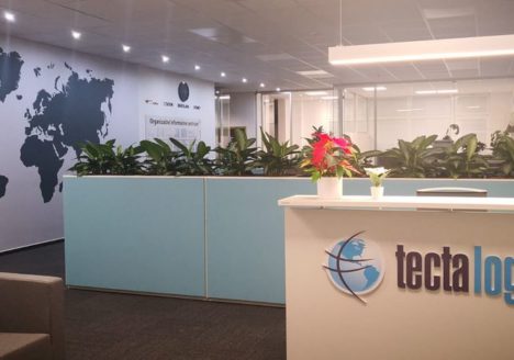 Zo života Tecta Logistic